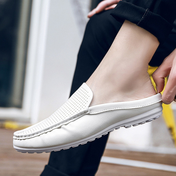 Öko bőrből készült modern férfi mokaszinok három színben