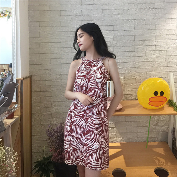 Alkalmi női ruha rátéttel