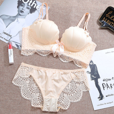 Új kétrészes fehérnemű szett csipkével több színben