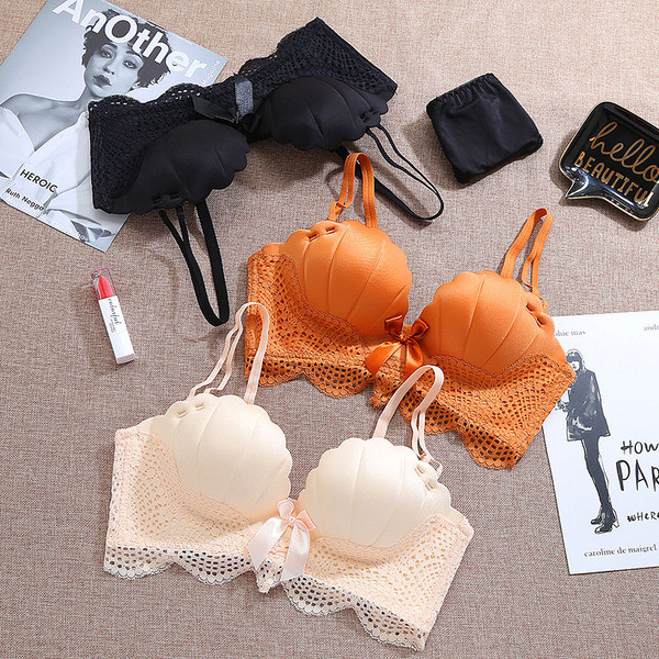 Új kétrészes fehérnemű szett csipkével több színben