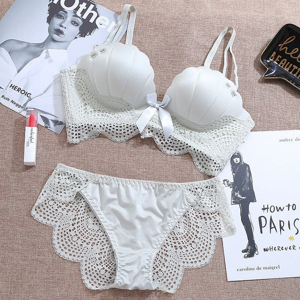 Új kétrészes fehérnemű szett csipkével több színben