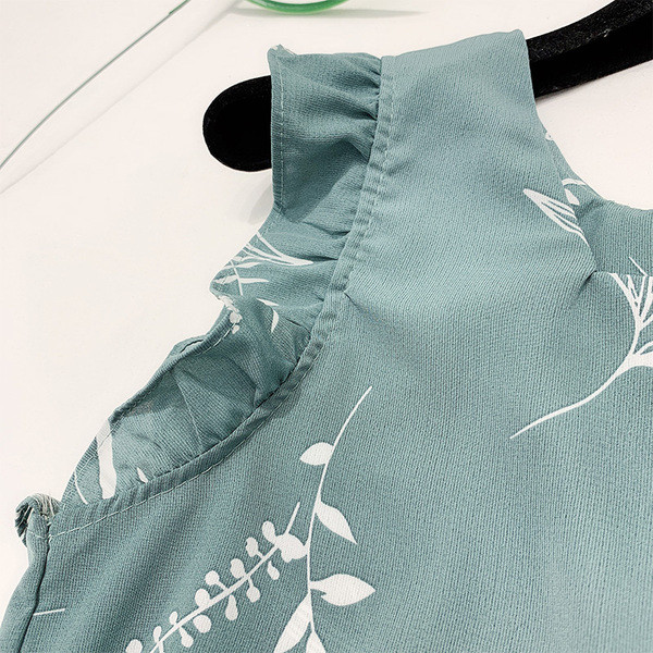 Modern női felső, gombokkal, három színben