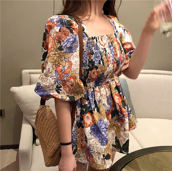 Cămașă modernă, colorată, cu umerii goi