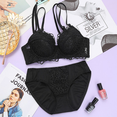 Stílusos női kétrészes fehérnemű szett csipkével több színben