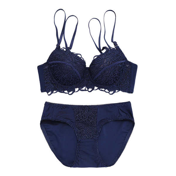 Stílusos női kétrészes fehérnemű szett csipkével több színben