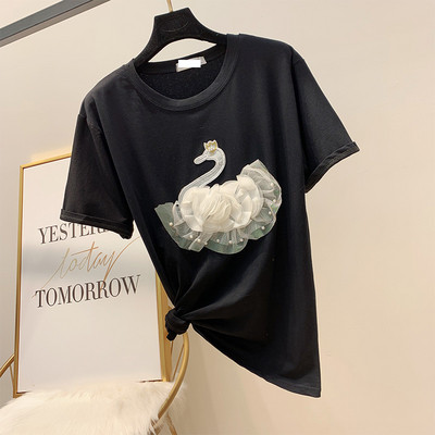 Modern női póló 3D elemekkel, gyöngyökkel