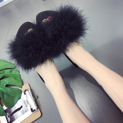 Model nou de papuci de dama cu puf in mai multe culori