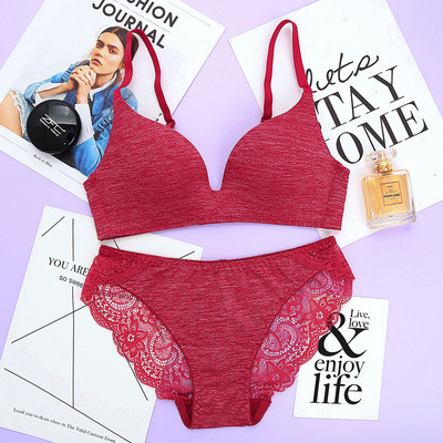 Kétrészes pamut fehérnemű csipkével több színben