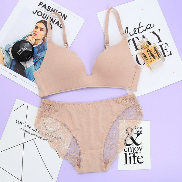 Kétrészes pamut fehérnemű csipkével több színben