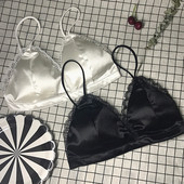 Szatén női melltartó fekete-fehér csipkével