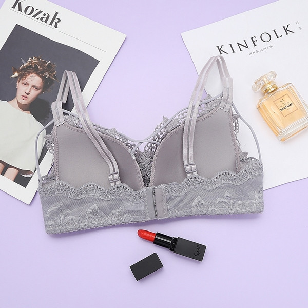 Intim kétrészes fehérnemű csipkével több színben