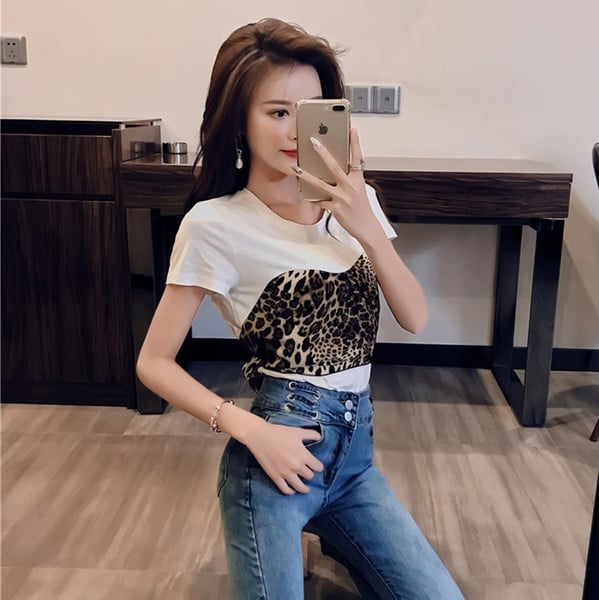 Γυναικεία μπλούζα με λεοπάρδαλη πριντ