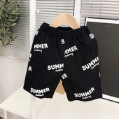 Gyermek rövidnadrág fiúknak fekete színben, feliratokkal