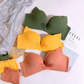 Intim kétrészes fehérnemű 3D elemekkel több színben