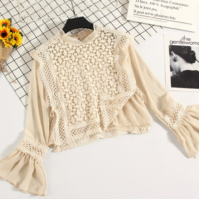 Női ing csipkével és lótusz ujjal