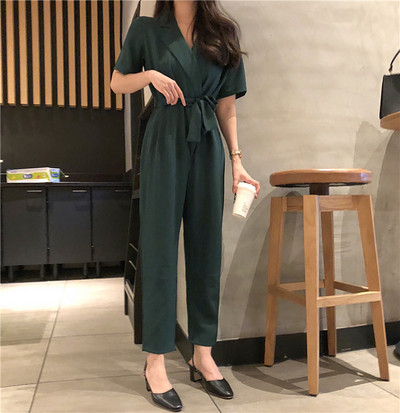 Стилен дамски гащеризон с V-образно деколте в три цвята