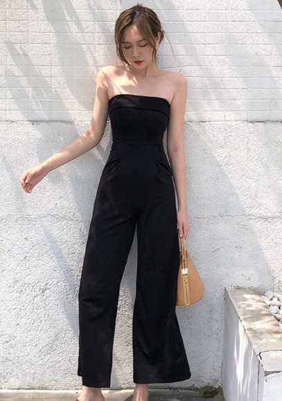 Стилен дамски гащеризон без ръкави в черен цвят 