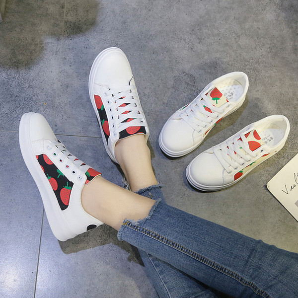 Pantofi de dama eleganti cu model floral in doua modele