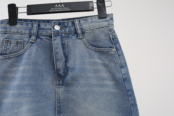 Női farmerszoknya magas derékkal, kék színben