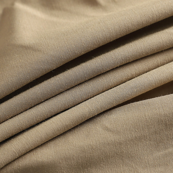 Дамски къси панталони с висока талия и колан  в  няколко  цвята