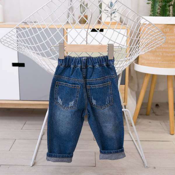 Zsebekkel ellátott modern gyerekfarmer - fiúknak