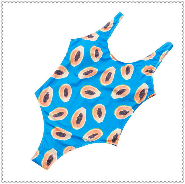 Costum de baie intreg dama cu aplicatie albastra