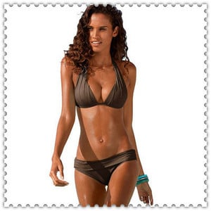 Costum de baie modern cu top triunghiular in mai multe culori