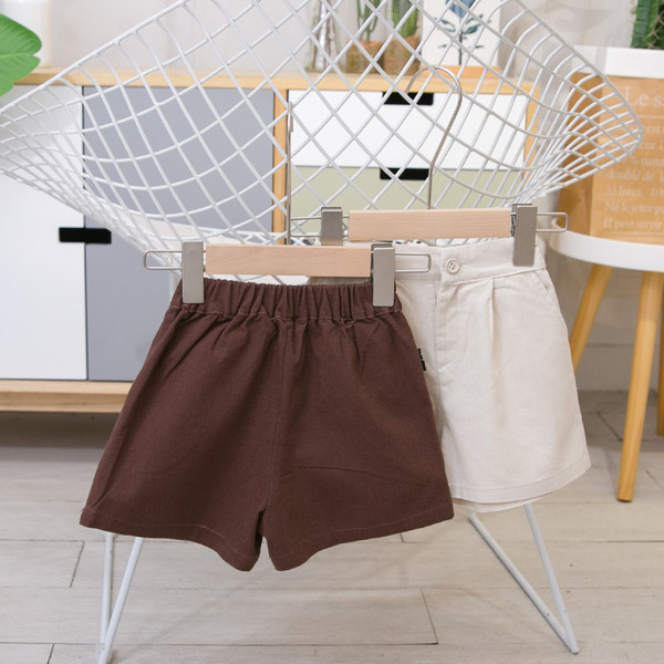 Zsebekkel ellátott gyerek rövidnadrág két színben - fiúknak