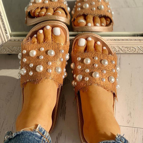 Alkalmi női papucs gyöngyökkel, három színben