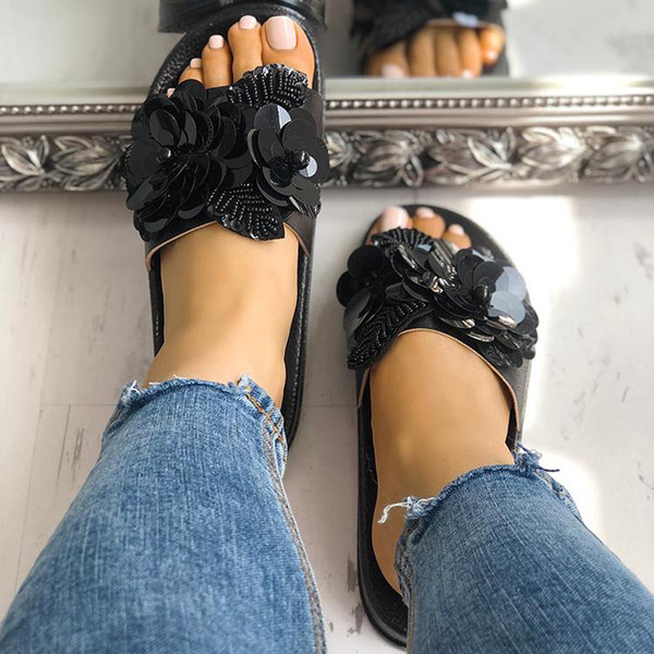 Alkalmi női papucs három színben 3D elemmel