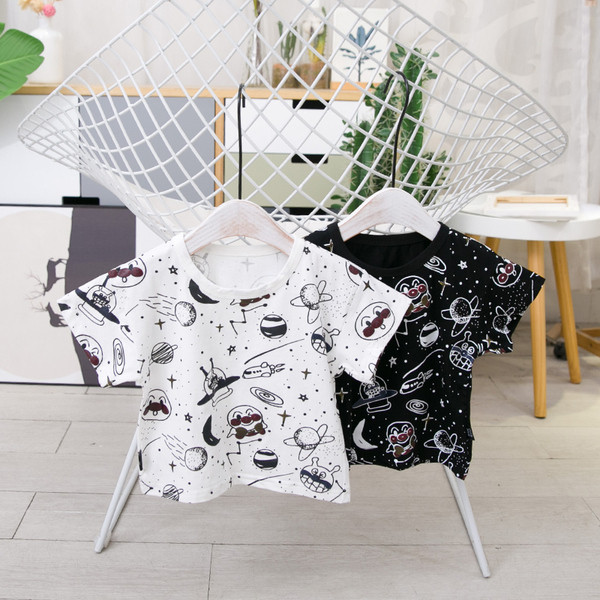 Napi gyerek póló fiúknak fekete-fehérben, rátéttel