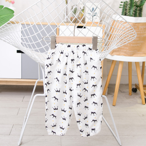 Új modell gyereknadrág fiúknak rátéttel