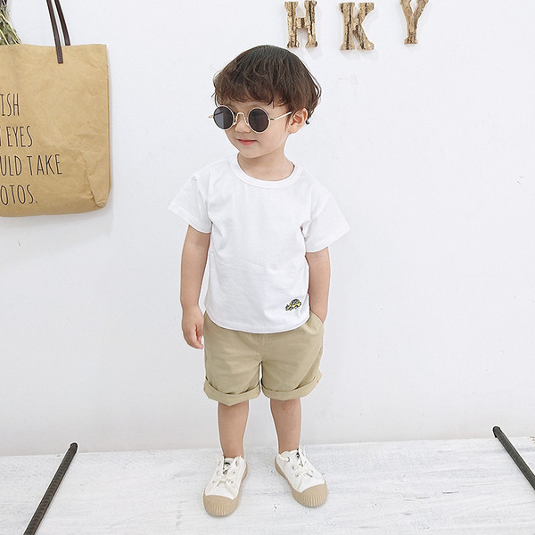 Нов модел детска тениска за момчета с О-образно деколте