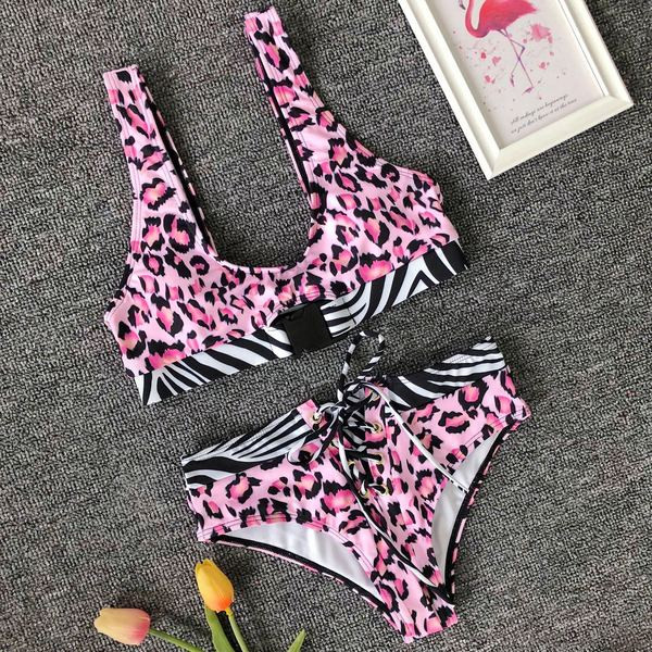 Modern kétrészes fürdőruha leopárd mintával és keresztkötésekkel több színben