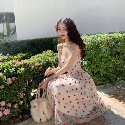 Rochie de dama alba de vara cu bretele subtiri si tul