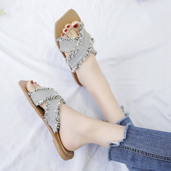 Papuci de dama moderni in trei culori cu talpa plata