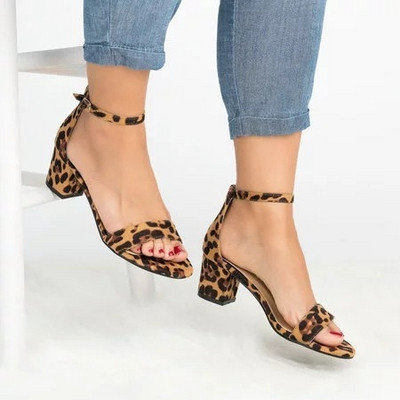 Modern női szandál három színben