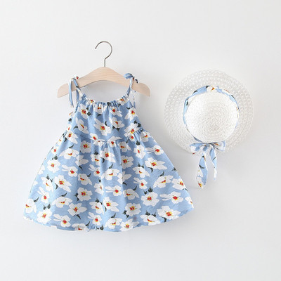 Разкроена бебешка рокля с флорални мотиви в три цвята