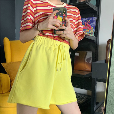 Pantaloni scurți casual de damă în diferite culori