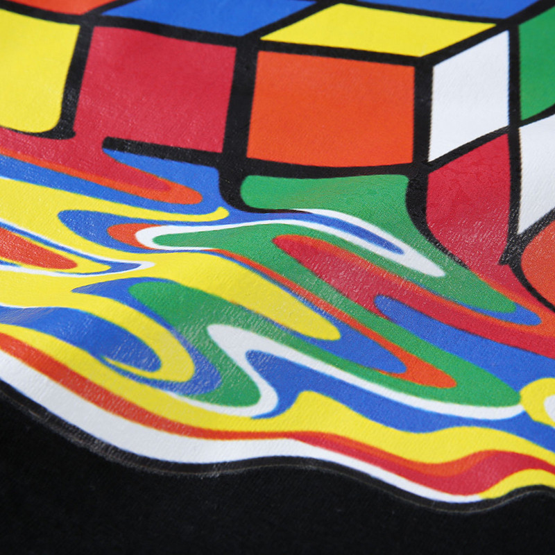 Tricou pentru bărbați cu aplicație de culoare în negru, alb și gri