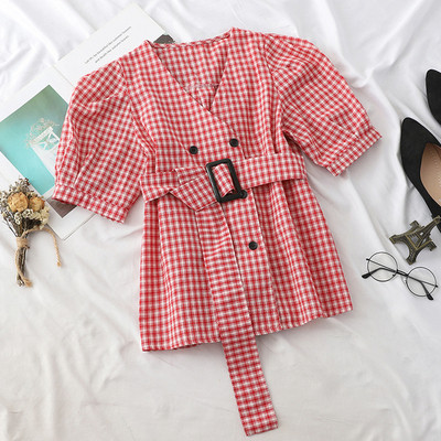 Cămașă de damă în carouri cu mâneci scurte și curea în mai multe culori