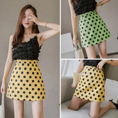 Fusta de dama moderna cu buline in galben si verde