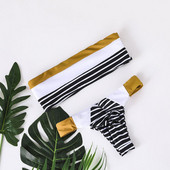 Costum de baie modern din două piese cu top tip bandă