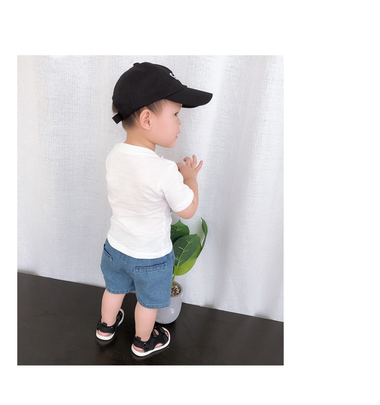 Model nou de pantaloni scurți pentru băieți în albastru