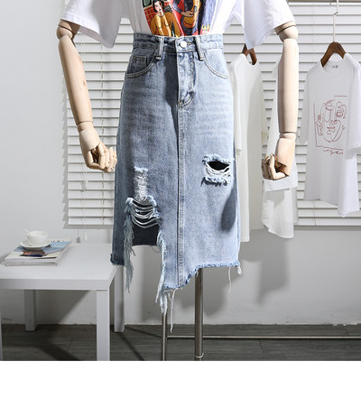 Női farmerszoknya, magas derékkal, szakadt motívumokkal