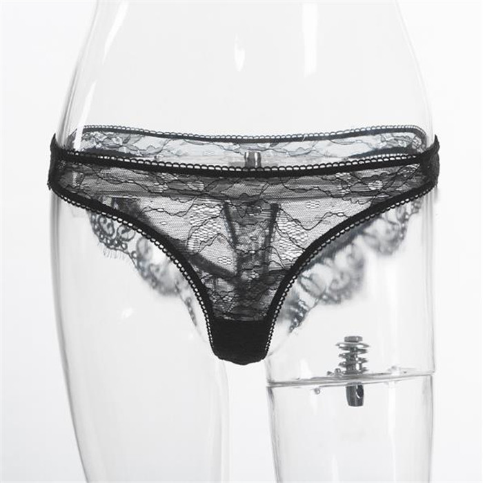 Lenjerie intimă din dantelă de culoare neagră