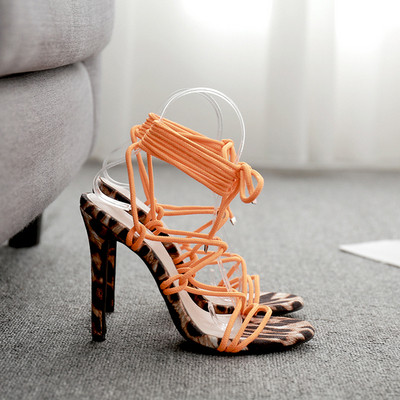 Sandale de dama actuale cu toc inalt si siret in portocaliu