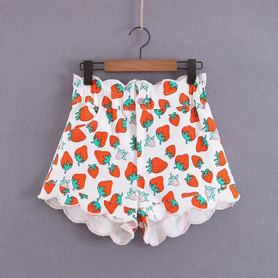 Pantaloni scurți de damă cu talie înaltă și model colorat