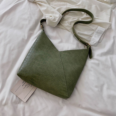 Geanta casual de dama din piele ecologica cu maner lung in patru culori