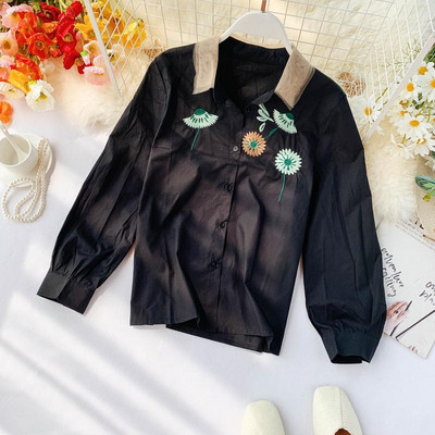 Modern női ing fekete hímzéssel